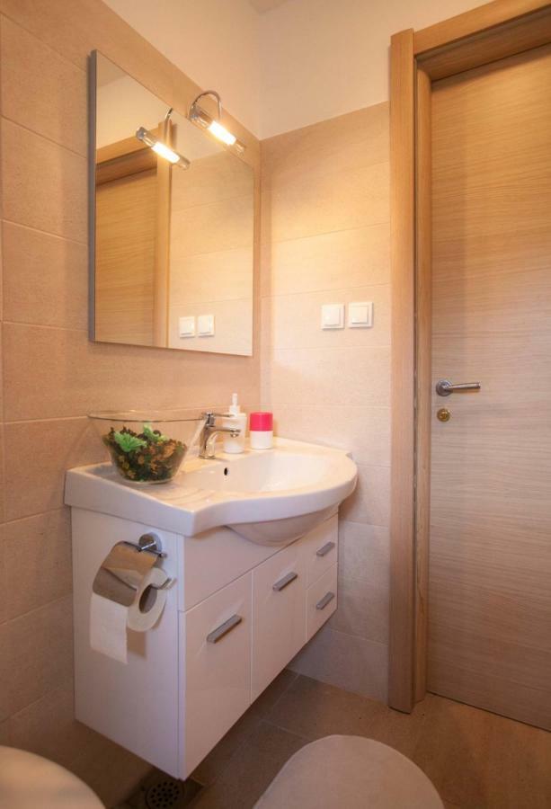 Apartman Zara Malinska Luaran gambar